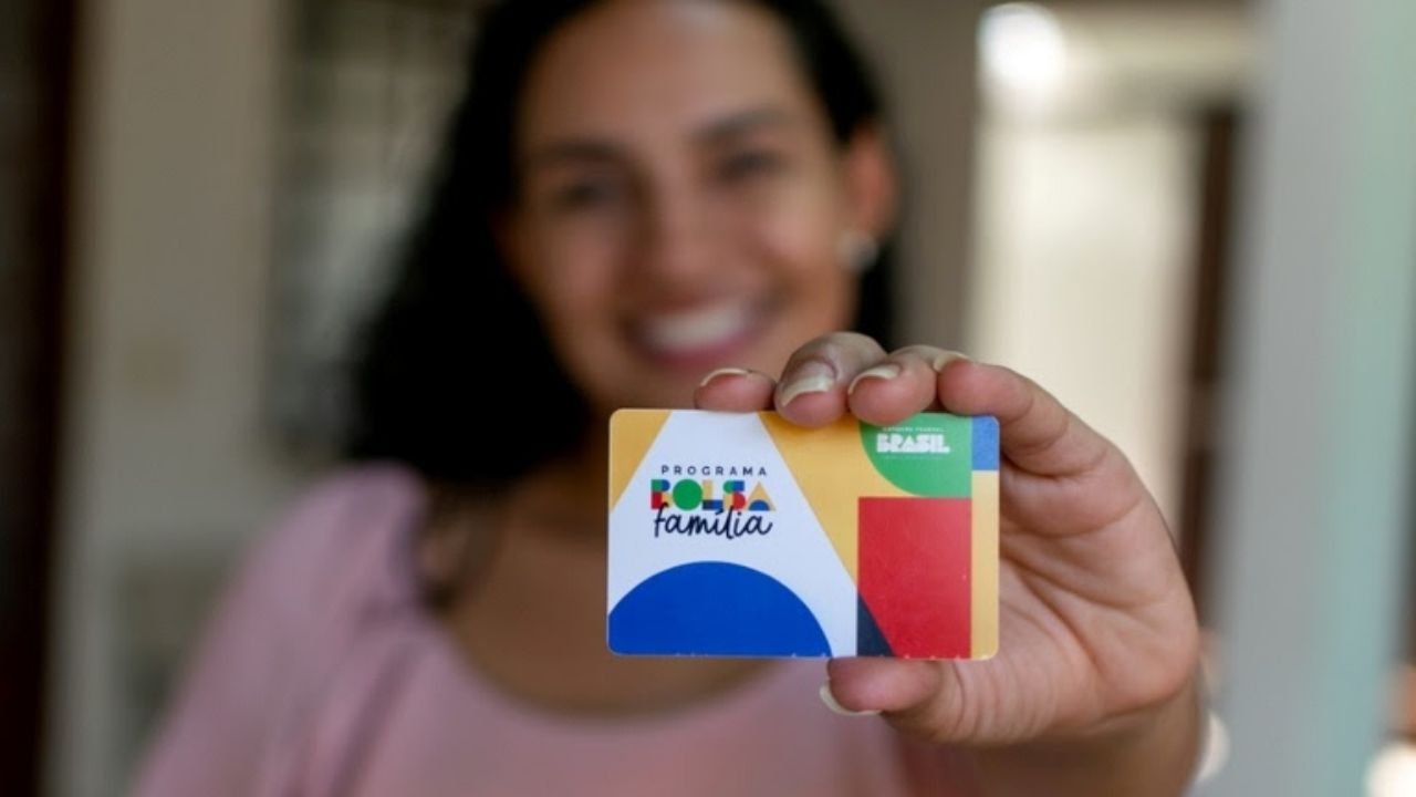 Bolsa Família Santa Catarina 2026,pagamento Bolsa Família março SC,famílias beneficiadas SC Bolsa Família,valor Bolsa Família Santa Catarina,programa social Brasil renda,assistência social Santa Catarina benefícios,calendário Bolsa Família março 2026,governo Brasil transferência de renda,Bolsa Família Joinville Florianópolis dados,benefício Primeira Infância SC,auxílio famílias baixa renda Brasil,política pública renda Brasil,distribuição de renda Santa Catarina,Bolsa Família valor médio SC,beneficiários Bolsa Família Brasil estados,programa social governo federal Brasil