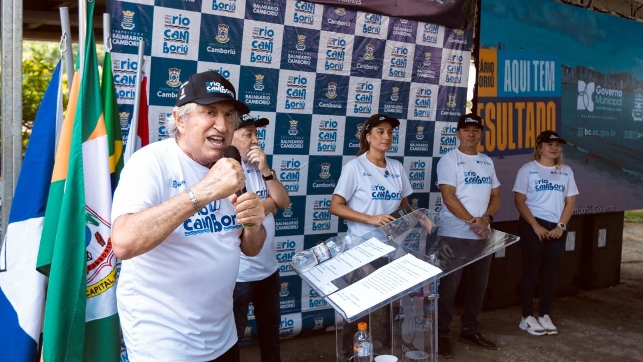 Rio Camboriú mobilização ambiental,limpeza Rio Camboriú voluntários,sustentabilidade Camboriú SC,meio ambiente Balneário Camboriú,preservação recursos hídricos SC,educação ambiental Camboriú,ação ambiental voluntariado SC,Parque Inundável Rio Camboriú,investimento ambiental BC SC,PAC Santa Catarina obras,gestão hídrica Camboriú BC,poluição rios Santa Catarina,desenvolvimento sustentável SC,evento ambiental Itajaí região,proteção manancial Camboriú