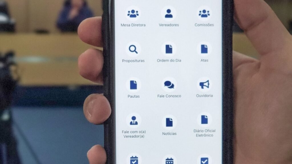 câmara dos deputados aplicativo,app legislativo brasil,acesso informação parlamento,transparência legislativa brasil,participação cidadã digital,tecnologia no legislativo,acompanhamento projetos de lei app,democracia digital brasil,aplicativo câmara deputados download,processo legislativo brasil,engajamento cidadão política,inovação setor público brasil,lei de acesso à informação app,serviços digitais câmara,informação política em tempo real