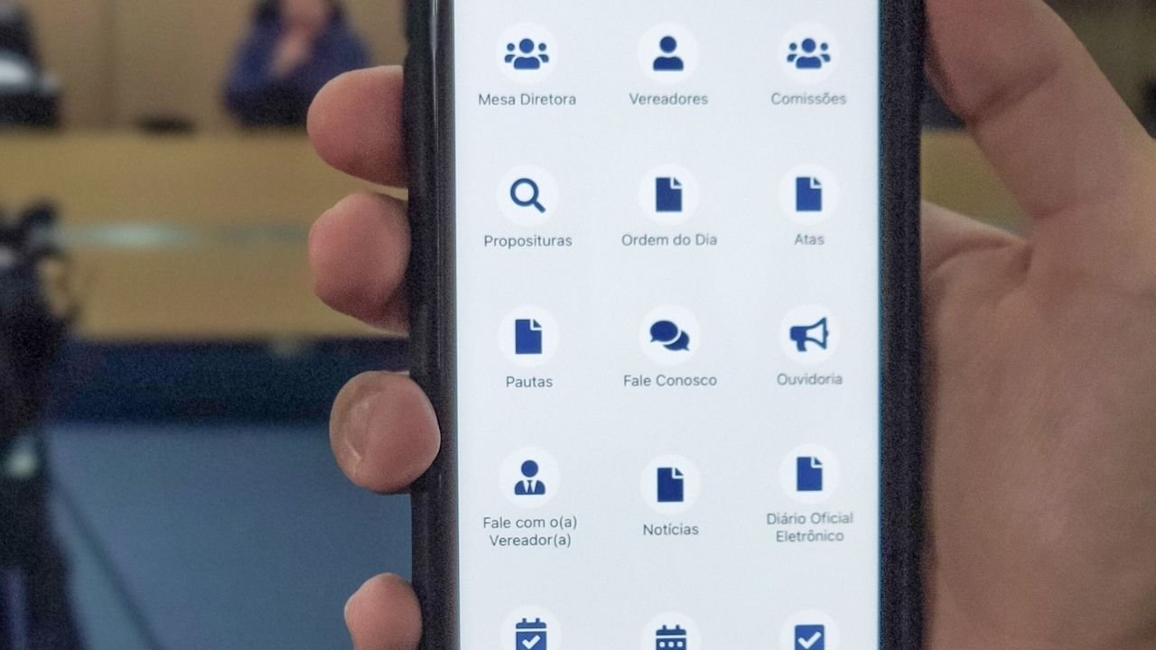 câmara dos deputados aplicativo,app legislativo brasil,acesso informação parlamento,transparência legislativa brasil,participação cidadã digital,tecnologia no legislativo,acompanhamento projetos de lei app,democracia digital brasil,aplicativo câmara deputados download,processo legislativo brasil,engajamento cidadão política,inovação setor público brasil,lei de acesso à informação app,serviços digitais câmara,informação política em tempo real