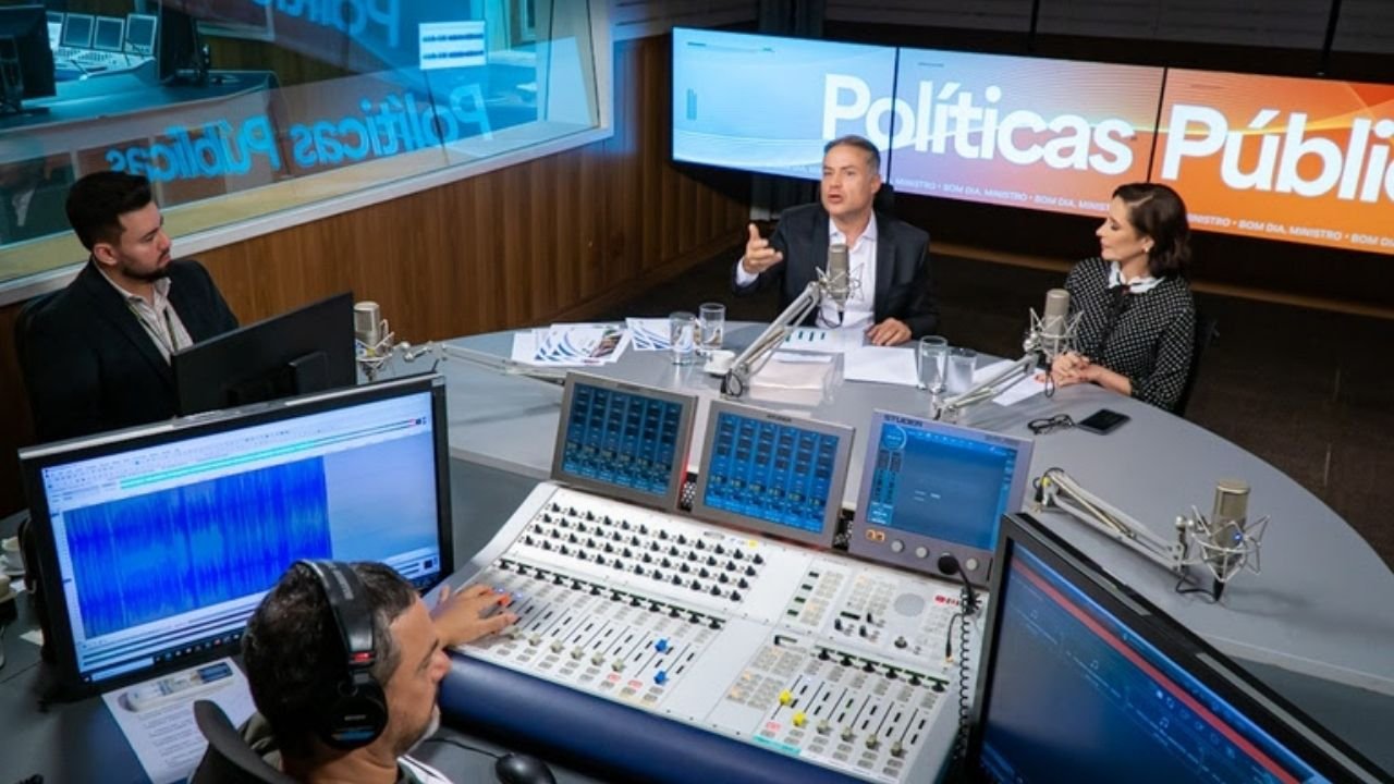 renan filho transportes brasil,infraestrutura rodoviária brasil,concessões rodoviárias brasil,cnh do brasil digital,duplicação br 381 minas gerais,leilão br 116 concessão,ferrogrão projeto brasil,infraestrutura logística brasileira,mobilidade urbana brasil,investimentos transporte brasil,novo pac infraestrutura,indenização ponte maranhão tocantins,reconstrução ponte jk,transporte e logística brasil,modernização serviços públicos