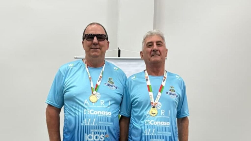 Itapema JASTI 2026,canastra terceira idade Itapema,Jogos Abertos Terceira Idade SC,Fesporte competição idosos,esporte terceira idade Santa Catarina,Itapema ouro canastra masculino,Itapema prata canastra feminino,etapa microrregional JASTI Itapema,envelhecimento ativo esporte público,competição idosos Joinville JASTI,atletas 60+ Santa Catarina,política pública esporte idosos,eventos esportivos Itapema SC,JASTI fase estadual Joinville,canastra competição Santa Catarina