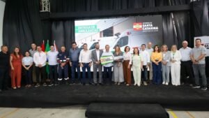 Santa Catarina,SAMU,ambulâncias,motolâncias,saúde pública,USB/SAMU,Tratamento Fora do Domicílio,urgência e emergência,Governo de Santa Catarina,investimento em saúde,atendimento médico,municípios catarinenses,qualificação profissional,curso de motolância,equipamentos médicos,desfechos clínicos,capacidade operacional,política de saúde,fortalecimento da rede,investimento estadual