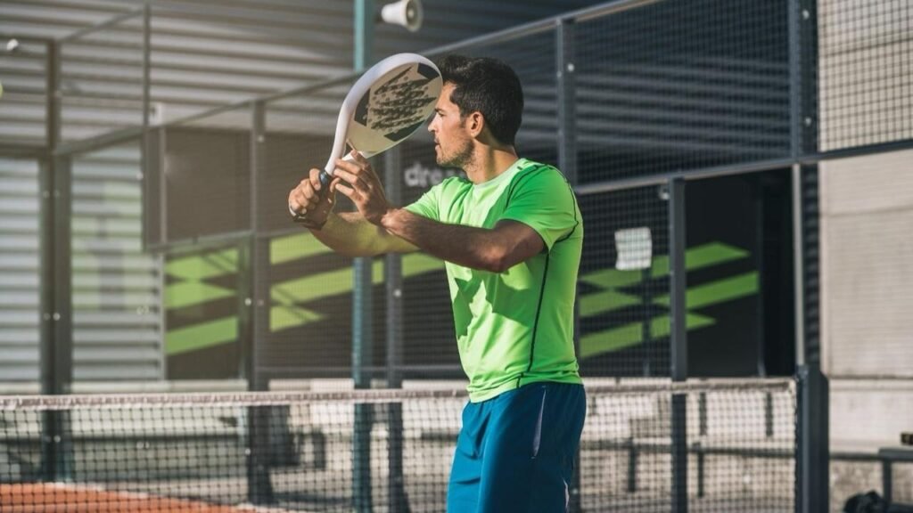 Itajaí,padel,Santa Catarina,Ecolibra Padel Series,ESG,compensação de carbono,evento esportivo,Praia Brava,torneio amador,gestão sustentável,relatório ESG,categorias intermediárias,desenvolvimento sustentável,consultoria ambiental,práticas ESG,crescimento do padel,no Litoral Norte,evento esportivo sustentável,Ecolibra,Felipe Guimarães,Cobrapa