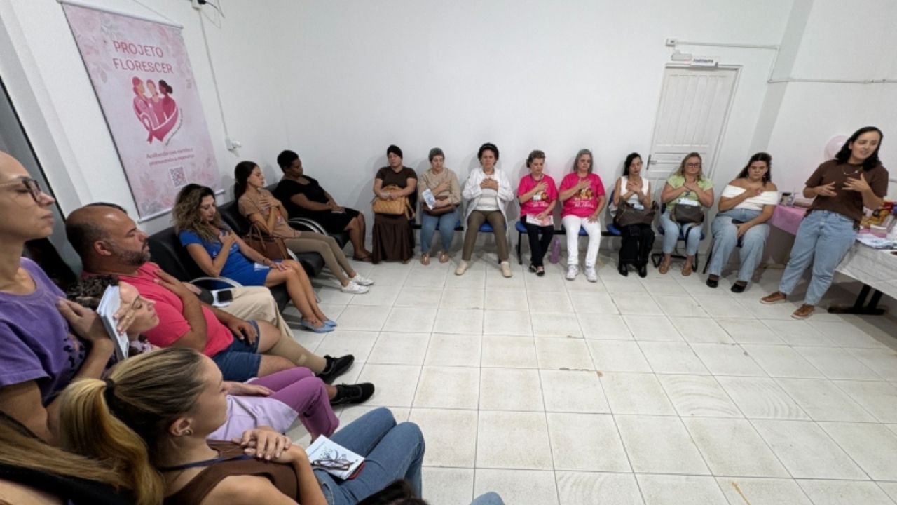 Projeto Florescer Itajaí,câncer de mama Itajaí,CRESCEM Itajaí,tratamento câncer de mama Santa Catarina,mastologia Itajaí,rede de apoio pacientes câncer,saúde pública Itajaí,atendimento câncer de mama SC,diagnóstico câncer de mama Itajaí,Rede Feminina de Combate ao Câncer Itajaí,projeto de apoio a pacientes com câncer,acolhimento pacientes câncer de mama,políticas de saúde Santa Catarina,prevenção câncer de mama Brasil,apoio psicológico pacientes câncer,tratamento oncológico Itajaí