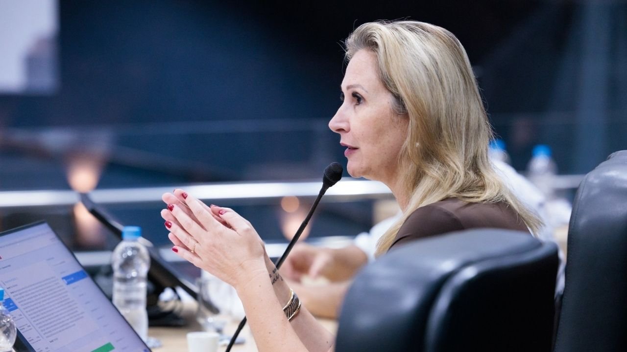 Hemosc Itajaí,obras Hemosc SC,Centro de Hematologia e Hemoterapia,Secretaria de Estado da Saúde SC,Anna Carolina Martins,investimento saúde SC,cronograma obras públicas,AMFRI,atendimento em saúde Itajaí,coleta de sangue Itajaí,hemocomponentes SC,equipe de saúde,repasses obras SC,conclusão unidade Hemosc,ampliação rede de saúde