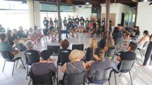 Projeto Boas-Vindas Porto Belo,acolhimento a novos moradores em Porto Belo,Governo de Porto Belo ações sociais,Secretaria de Saúde de Porto Belo,CAPS Porto Belo,integração comunitária em Porto Belo SC,Parque da Lagoa do Perequê,Balneário Perequê Porto Belo,FAMAP Porto Belo,Sistema Nacional de Emprego SINE Porto Belo,mercado de trabalho em Porto Belo,políticas públicas de acolhimento SC,adaptação de novos moradores Santa Catarina,rede de apoio comunitária Porto Belo,encontros comunitários em Porto Belo,desenvolvimento social Porto Belo SC