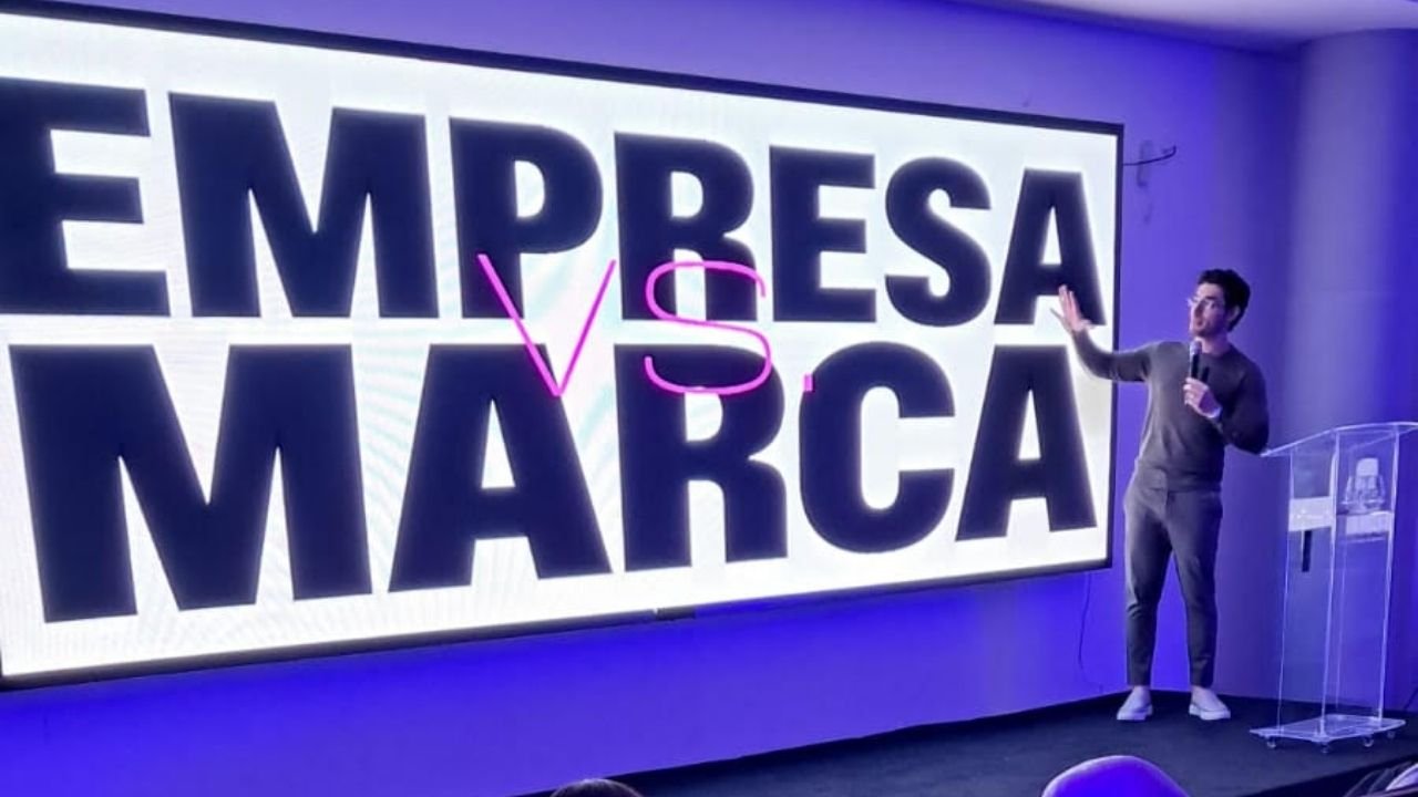 Meetup Startup SC Itajaí,ecossistema de inovação Itajaí SC,Sebrae SC startups,Programa Startup SC,Rede MIDIHUB Santa Catarina,MIDITEC ACATE,incubadoras Santa Catarina,tecnologia da informação Itajaí,empreendedorismo inovador SC,eventos de inovação Itajaí,Elume Centro Regional de Inovação,Univali MIDITEC Marina Tech,startups base tecnológica SC,networking empreendedorismo Itajaí,crescimento startups Santa Catarina,inteligência artificial startups Brasil