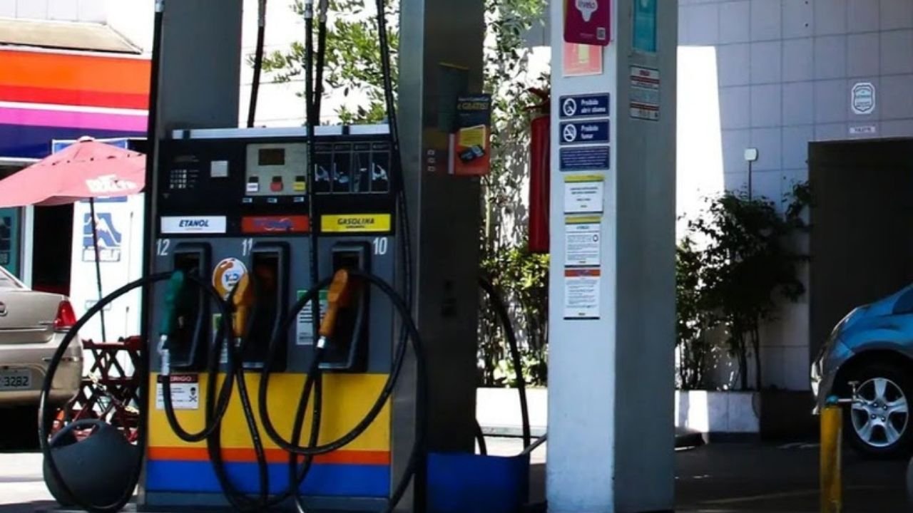 preços dos combustíveis Brasil,fiscalização combustíveis Brasil,Procons fiscalização combustíveis,Governo do Brasil combustíveis,Senacon combustíveis,aumento abusivo combustíveis,postos de gasolina fiscalização Brasil,distribuidoras combustíveis investigação,defesa do consumidor Brasil combustíveis,fiscalização combustíveis Brasília Distrito Federal,mercado de combustíveis Brasil,operação fiscalização combustíveis,multas Código de Defesa do Consumidor combustíveis,Procons Brasil atuação,segurança pública combustíveis Brasil