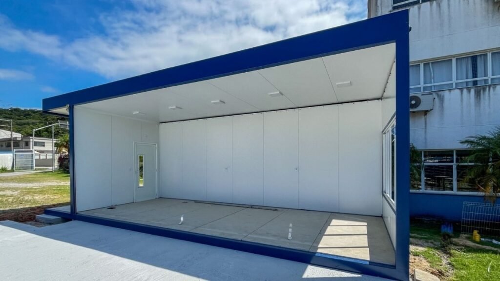 Balneário Camboriú educação,salas modulares escolas SC,ampliação escolas Balneário Camboriú,infraestrutura educacional Santa Catarina,investimento educação municipal,Seduc Balneário Camboriú obras,escolas municipais SC expansão,construção salas de aula modulares,ensino público Balneário Camboriú,rede municipal educação SC,vagas escolares Balneário Camboriú,crescimento demanda educação,gestão educacional municipal,obras educação pública Brasil,modernização escolas SC