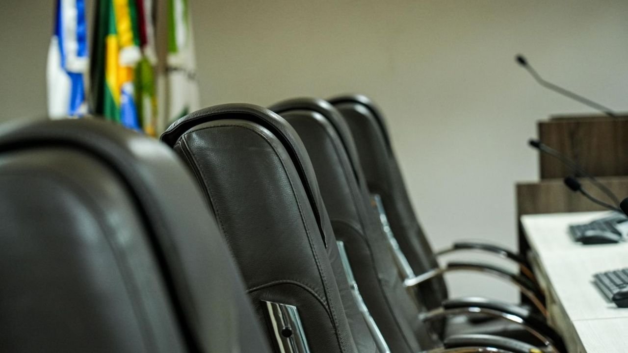 Câmara de Balneário Camboriú pauta,sessão Câmara BC 04/03,projetos de lei Balneário Camboriú,orçamento municipal BC,crédito adicional Balneário Camboriú,segurança pública Balneário Camboriú,assistência social BC,multas de trânsito doação de sangue BC,celebrações natalinas Balneário Camboriú,utilidade pública municipal BC,política municipal Santa Catarina,Legislativo Balneário Camboriú,infraestrutura segurança pública BC,votação projetos Câmara BC,primeira discussão projetos BC