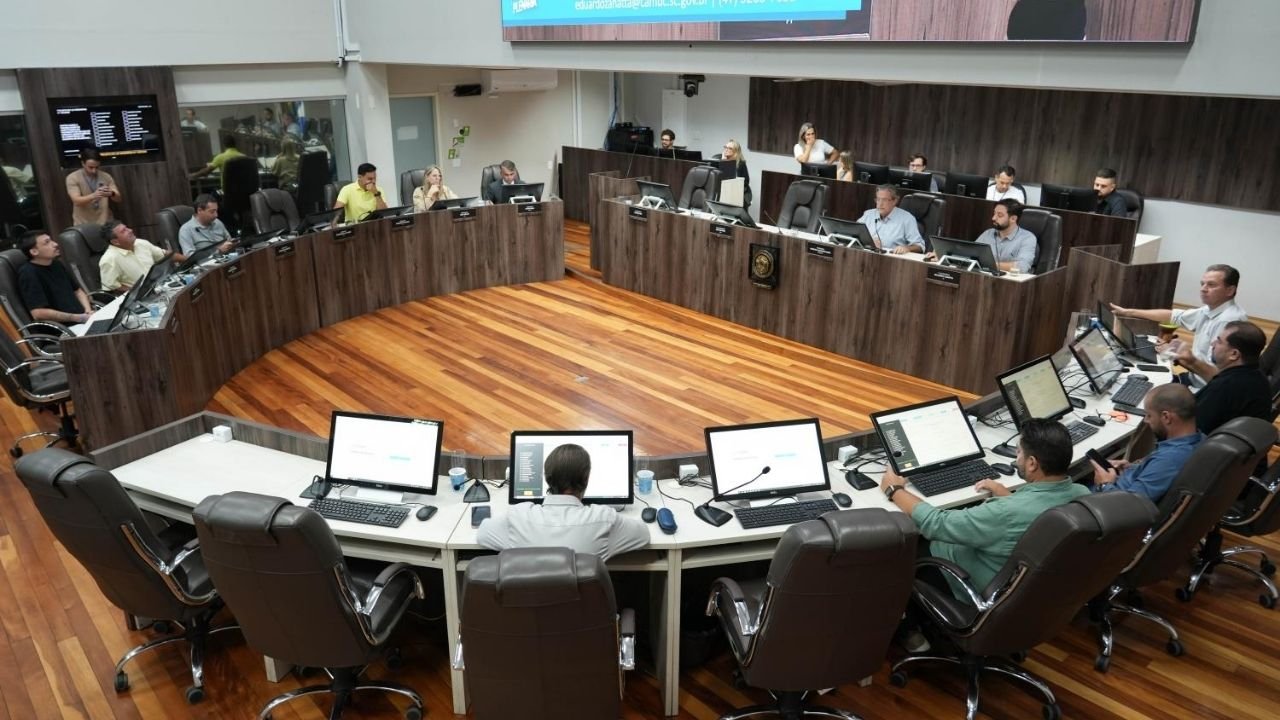 Câmara de Balneário Camboriú projetos aprovados,sessão da Câmara Balneário Camboriú,projetos de lei Balneário Camboriú 2026,Instituto Su Pedroza utilidade pública,assistência social Balneário Camboriú,segurança pública Balneário Camboriú,crédito adicional orçamento municipal BC,política municipal Balneário Camboriú,investimentos em segurança pública SC,infraestrutura segurança pública Balneário Camboriú,Câmara de Vereadores BC votação,políticas públicas Balneário Camboriú,gestão pública Balneário Camboriú,desenvolvimento municipal Santa Catarina,orçamento municipal Balneário Camboriú