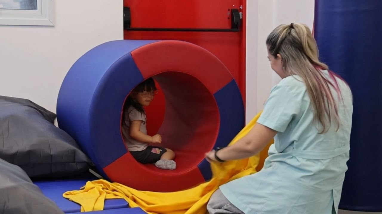 educação especial Santa Catarina,investimento em educação especial SC,Governo de Santa Catarina educação especial,Programa Gente Especial,FCEE Santa Catarina,repasse para APAEs SC,políticas de inclusão educacional Brasil,investimento em inclusão educacional,atendimento educacional especializado Santa Catarina,instituições de educação especial SC,educação inclusiva Santa Catarina,governo Jorginho Mello educação,repasse para educação especial 2026,financiamento educação especial Brasil,apoio a pessoas com deficiência educação