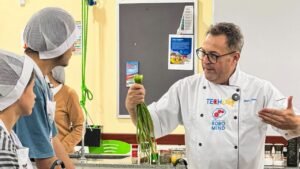 Prefeitura de Camboriú,Robomind educação tecnológica,TechChef projeto educacional,Prêmio Sebrae Prefeitura Empreendedora,PSPE Santa Catarina,empreendedorismo na escola SC,educação pública inovadora,robótica educacional Brasil,gastronomia na educação,BNCC ensino prático,inovação na educação municipal,Camboriú educação tecnológica,Blumenau Robomind,projetos educacionais Brasil,Sebrae Santa Catarina prêmio,gestão pública inovadora SC,tecnologia na educação básica,desenvolvimento educacional Brasil,ensino interdisciplinar escolas públicas