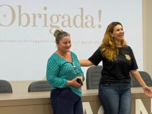 proteção às mulheres Navegantes,violência contra mulher SC,Procuradoria da Mulher Navegantes,Câmara de Vereadores Navegantes,Navega Mulher evento,direitos das mulheres Brasil,rede de proteção feminina,políticas públicas mulheres SC,combate violência doméstica,apoio vítimas violência,saúde mental mulheres violência,ACIN Navegantes evento,segurança pública mulheres,atendimento mulheres vítimas SC,Disque 180 Brasil,conscientização violência mulher,ações educativas mulheres SC