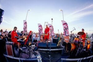 Festival Desterro Autoral,Desterro Autoral Florianópolis,festival de música em Florianópolis,shows gratuitos em Florianópolis,cultura em Florianópolis SC,música independente Florianópolis,evento cultural Santa Catarina,Céu cantora show Florianópolis,Skrotes Otto Florianópolis,festival gratuito Florianópolis 2026,programação cultural Florianópolis,música brasileira festival,eventos na Beira-Mar Norte Florianópolis,Trapiche da Beira-Mar Norte eventos,cena musical de Florianópolis,Festival Desterro Autoral Santa Catarina