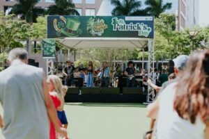 St Patrick’s na Rua Itajaí,St Patrick’s Day Itajaí 2026,evento St Patrick’s Itajaí,Praça Marco Zero Itajaí evento,festa irlandesa Santa Catarina,eventos culturais Itajaí,turismo em Itajaí eventos,cervejas artesanais Itajaí evento,St Patrick’s Santa Catarina,cultura irlandesa no Brasil,gastronomia de rua Itajaí,economia criativa Santa Catarina,eventos gratuitos Itajaí,St Patrick’s Florianópolis Joinville Blumenau,programação cultural Itajaí