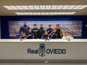 jovens atletas Vale do Itajaí,Blumenau SC futebol,Bela Vista Country Club,Bela Camp BVCC,Real Oviedo LaLiga,intercâmbio esportivo Espanha,treinamento futebol Europa,Gaspar SC futebol de base,BVCC Academy,metodologia europeia futebol,imersão esportiva Espanha,LaLiga base espanhola,formação de atletas Santa Catarina,futebol internacional juvenil,programa esportivo Blumenau SC,clube espanhol LaLiga jovens brasileiros