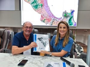 microzoneamento Balneário Camboriú,revisão do microzoneamento,plano diretor Balneário Camboriú,lei de parcelamento do solo,desenvolvimento urbano em Balneário Camboriú,planejamento urbano Santa Catarina,Câmara de Vereadores de Balneário Camboriú,Legislativo Municipal BC,outorga onerosa Balneário Camboriú,mobilidade urbana BC,crescimento urbano Balneário Camboriú,projeto de lei microzoneamento,revisão urbanística BC,política urbana Santa Catarina,gestão municipal Balneário Camboriú,expansão urbana BC