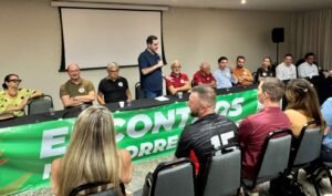 MDB Santa Catarina eleições 2026,candidatura própria MDB SC,encontro MDB Florianópolis,política catarinense 2026,MDB Grande Florianópolis,Mauro de Nadal MDB,Carlos Chiodini MDB SC,Rafael Pezenti MDB,liderança política Santa Catarina,eleições governo SC