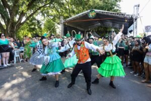 St. Patrick’s na Rua: Joinville terá chope verde, decoração e shows gratuitos neste sábado