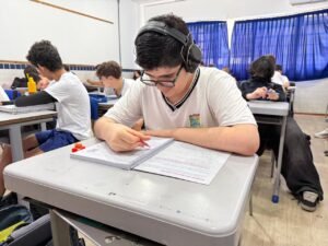 OBMEP 2026,medalha de ouro OBMEP,Davi de Almeida Dalmut,EMEB Maria de Lourdes Cardoso Mallmann,Itapema SC,Instituto de Matemática Pura e Aplicada,competição de matemática Brasil,estudantes premiados SC,educação municipal Itapema,ensino fundamental SC,premiação Rio de Janeiro,iniciação científica SC,bolsas de estudo matemática,talentos em matemática,educação de qualidade SC,desenvolvimento acadêmico SC,matemática competitiva SC