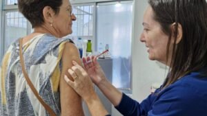 Dia D vacinação Itapema,vacina gripe Itapema 2026,UBS Itapema vacinação,campanha influenza Santa Catarina,saúde pública Itapema,vacinação grupos prioritários SC,Secretaria de Saúde Itapema campanha,atualizar caderneta vacinal Itapema,imunização gripe SC,vacinação sábado Itapema,prevenção doenças respiratórias SC,atendimento UBS Itapema,vacinação idosos crianças SC,campanha vacinação Santa Catarina,proteção contra gripe Itapema