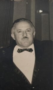 Colonial Café Brusque 45 anos,indústria de café Santa Catarina,empresa familiar café Brasil,rebranding Colonial Café,mercado de café Brasil tendências,café especial Santa Catarina,empreendedorismo Brusque SC,gestão familiar empresa café,história Colonial Café SC,inovação setor cafeeiro Brasil,café gourmet Brusque,expansão mercado café Brasil,consumo café Brasil hábitos,café orgânico Santa Catarina,Vale do Itajaí indústria café