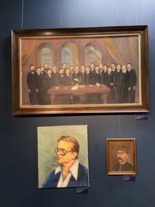 Museu Histórico de Itajaí exposição,Fundação Genésio Miranda Lins 50 anos,exposição Itajaí 2026,cultura em Itajaí Santa Catarina,museu em Itajaí visitação,exposição gratuita SC,patrimônio histórico Itajaí,arte local Itajaí,turismo cultural Santa Catarina,eventos culturais Itajaí,museu histórico SC,história de Itajaí,identidade cultural Itajaí,programação cultural SC,exposição Entre Décadas