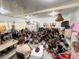 Itapema educação municipal,escolas de Itapema atividades,aniversário de Itapema 64 anos,ensino municipal Itapema SC,cultura local Itapema escolas,história de Itapema educação,atividades pedagógicas Itapema,rede municipal de ensino Itapema,educação em Santa Catarina Itapema,projetos escolares Itapema,identidade cultural alunos Itapema,comemoração municipal Itapema SC,escolas Santa Catarina educação,formação cidadã estudantes Itapema,ações pedagógicas cultura local