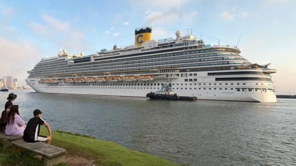 Itajaí temporada de cruzeiros 2026,turismo Itajaí SC cruzeiros,Costa Diadema Itajaí chegada,setor turístico Santa Catarina,impacto econômico cruzeiros Brasil,turismo marítimo Itajaí,porto de Itajaí cruzeiros,hub de embarque Brasil cruzeiros,turistas em Itajaí temporada,comércio local turismo Itajaí,Museu Histórico de Itajaí visitantes,turismo cultural Itajaí SC,fluxo turístico Santa Catarina litoral,temporada cruzeiros Brasil 2025 2026,desenvolvimento econômico turismo SC