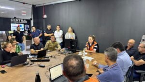 GRAC Balneário Camboriú chuvas,alerta chuva BC SC,Defesa Civil Balneário Camboriú 199,risco deslizamento SC,Canal Marambaia enchente,Rio das Ostras alagamento BC,previsão tempo Balneário Camboriú,emergência chuvas SC,plano de contingência BC,segurança pública chuva,Juliana Pavan prefeita BC,temporais litoral catarinense,alagamentos Santa Catarina,monitoramento Defesa Civil SC,risco climático BC