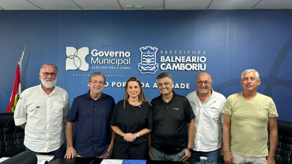 obra br 101 balneário camboriú,acessos br 101 sc,mobilidade urbana balneário camboriú,trânsito bairro dos estados bc,avenida das flores congestionamento,planaterra obra sc,arteris br 101 obras,infraestrutura viária santa catarina,melhoria trânsito bc,sistema binário bairro dos estados,acesso rodovia federal bc,desenvolvimento urbano balneário camboriú,obras públicas sc,tráfego br 101 melhorias,investimento mobilidade urbana