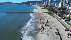 alargamento Praia Central Balneário Piçarras,obra engordamento de praia SC,Prefeitura Balneário Piçarras obras,Tiago Baltt praia central,infraestrutura litorânea Santa Catarina,turismo Balneário Piçarras praia,requalificação orla SC,investimento praia Piçarras,draga Amazone obra praia,obras costeiras Santa Catarina,meio ambiente litoral SC,nova faixa de areia Piçarras,obras públicas litoral norte SC,Fumpra Balneário Piçarras,inauguração Praia Central Piçarras