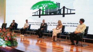 arborização urbana santa catarina,ales c fórum arborização,sustentabilidade cidades sc,políticas públicas meio ambiente brasil,planejamento urbano arborização,infraestrutura verde cidades,fórum arborização urbana florianópolis,sociedade brasileira arborização urbana sbau,ministério meio ambiente plano arborização,desenvolvimento urbano sustentável sc,cobertura arbórea cidades brasil,gestão ambiental urbana,eventos meio ambiente santa catarina,arborização qualidade de vida cidades,soluções baseadas na natureza urbanismo