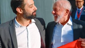 eduardo zanatta barcelona encontro lula,política santa catarina articulação nacional,lula reunião lideranças internacionais,vereador zanatta agenda internacional espanha,mobilização global progressista evento,representação catarinense brasília política,desenvolvimento sustentável debate internacional,eleições santa catarina pré candidaturas,gelson merisio angela albino decio lima boppré,cenário político sc 2026,articulação política brasil exterior,lideranças catarinenses internacional,cooperação internacional política,política brasil espanha encontro lula,participação política santa catarina