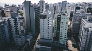 Faial Prime Suites Florianópolis,KAYAK Travel Awards 2026 hotel,hotel premiado Florianópolis SC,turismo em Florianópolis Santa Catarina,hotelaria de luxo Brasil,premiação KAYAK hotéis,melhores hotéis Florianópolis centro,turismo de negócios Florianópolis,hotel eventos corporativos SC,Booking Traveller Review Awards hotel,TripAdvisor hotéis Brasil,Great Place to Work hotelaria,mercado hoteleiro Florianópolis,hotel com eventos SC,hospedagem em Florianópolis centro,turismo corporativo Santa Catarina