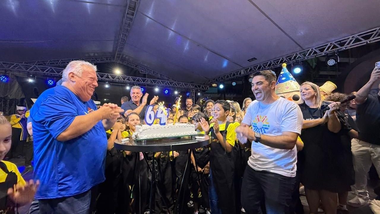 Itapema aniversário 64 anos,Praça da Paz Itapema evento,turismo Itapema SC,celebração cidade Itapema,eventos Santa Catarina abril,programação aniversário Itapema,Coral Vivaz Itapema,Banda Municipal Itapema evento,cultura Itapema SC,festa cidade Itapema,eventos turísticos SC,calendário eventos Itapema,campeonato futsal Itapema,surf Itapema competição,Páscoa Itapema programação,atrações Itapema 2026