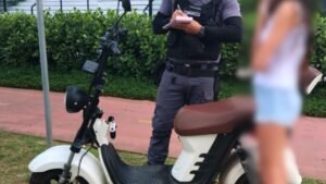 Codetran Itajaí fiscalização,Polícia Militar Santa Catarina trânsito,fiscalização trânsito Itajaí,segurança no trânsito SC,operação trânsito feriado Itajaí,multas trânsito Itajaí,veículos irregulares apreensão,ciclomotores irregulares SC,mobilidade urbana Itajaí,COI denúncias trânsito,infrações trânsito Santa Catarina,fiscalização Praia Brava,operações trânsito SC,lei municipal trânsito Itajaí,segurança viária feriado,abordagens trânsito cidade