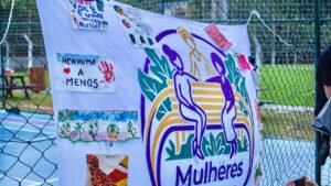 Mulheres na Praça Blumenau Fortaleza,evento cultural Blumenau 2026,inclusão social mulheres SC,cultura bairro Fortaleza Blumenau,economia solidária FURB,oficinas culturais Blumenau,empreendedorismo feminino SC,rodas de conversa mulheres SC,arte e cidadania Blumenau,eventos gratuitos Blumenau maio 2026,Maracatu Capivara Blumenau,Slam poesia Blumenau evento,políticas públicas mulheres SC,comunidade bairro Fortaleza SC,atividades culturais comunitárias Blumenau