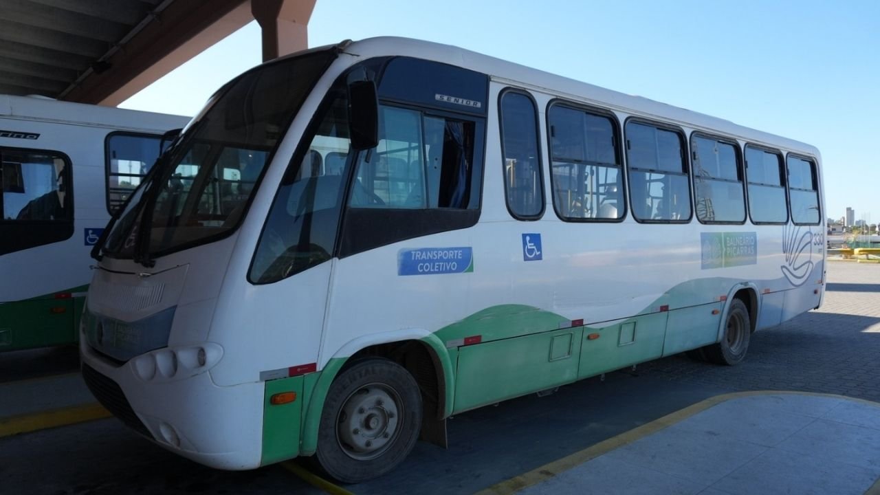 transporte público Balneário Piçarras,horários ônibus gratuito SC,mobilidade urbana Balneário Piçarras,Prefeitura de Balneário Piçarras transporte,itinerários ônibus Piçarras,transporte coletivo gratuito SC,Cartão Cidadão Balneário Piçarras,CliveBus rotas ônibus,ajuste horários transporte público,eficiência transporte municipal,linhas ônibus Piçarras SC,cadastro transporte gratuito,serviço público mobilidade SC,transporte urbano Balneário Piçarras,atualização horários ônibus,gestão transporte público