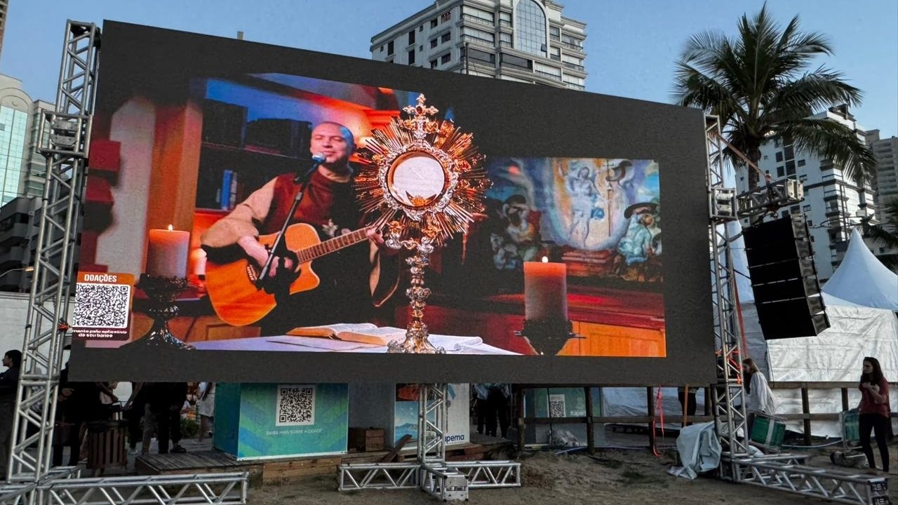 Frei Gilson Itapema,Sexta-feira Santa Itapema,evento religioso SC,Praia Central Itapema live,novena Frei Gilson Brasil,turismo religioso Santa Catarina,evento Itapema 2026,programação Sexta-feira Santa SC,oração coletiva Itapema,fé comunidade Itapema,live religiosa Brasil,eventos religiosos litoral SC,Prefeitura de Itapema evento,celebração religiosa praia,Paixão de Cristo Itapema