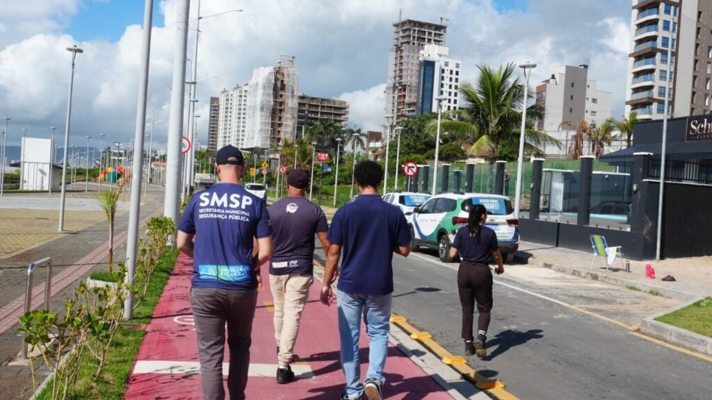 Balneário Piçarras orla,ordenamento da orla SC,Projeto Orla Balneário Piçarras,planejamento urbano litoral SC,núcleos esportivos praia,esporte na areia Santa Catarina,turismo sustentável Piçarras,uso da faixa de areia SC,infraestrutura praia SC,gestão da orla Brasil,quadras de areia Piçarras,desenvolvimento urbano SC,praia da Barra Piçarras,molhe Getúlio Vargas Piçarras,lazer e esporte litoral,políticas públicas orla SC