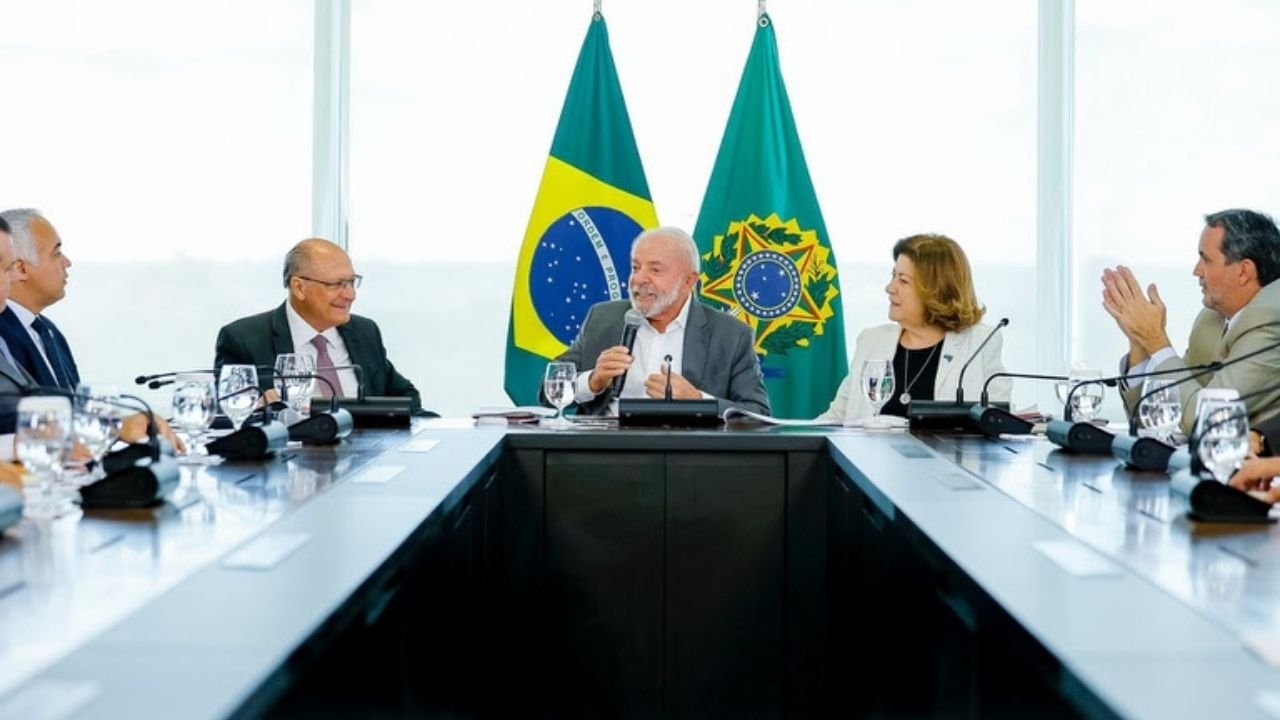 Minha Casa Minha Vida 2026,habitação no Brasil,Lula habitação,programa habitacional Brasil,investimento habitação Brasil,construção civil emprego Brasil,déficit habitacional Brasil,moradia popular Brasil,financiamento imobiliário Brasil,reforma casa Brasil programa,habitação Brasília anúncio,política habitacional governo federal,crescimento setor imobiliário Brasil,renda famílias financiamento casa,mercado imobiliário Brasil 2026