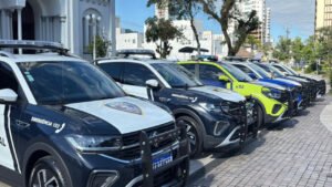 Itajaí viaturas segurança pública,Guarda Municipal Itajaí novas viaturas,Codetran Itajaí veículos,segurança pública SC investimentos,mobilidade urbana Itajaí,frota segurança Itajaí,prefeitura Itajaí ações segurança,trânsito Itajaí fiscalização,infraestrutura urbana SC,viaturas guarda municipal SC,segurança urbana Itajaí,renovação frota segurança,serviços públicos Itajaí,policiamento municipal SC,ações preventivas segurança