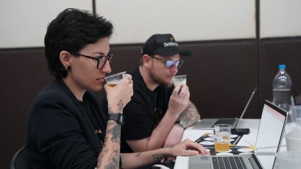 Santa Catarina cerveja artesanal,Copa Sul-Americana de Cerveja 2026,cervejarias catarinenses medalhas,setor cervejeiro Brasil,competição cerveja América do Sul,Bento Gonçalves evento cerveja,Kaingang Cervejaria IPA prêmio,Bierbaum cervejaria premiação,Catharina Sour Santa Catarina,mercado cerveja artesanal SC,crescimento setor cervejeiro Brasil,estilos cerveja artesanal inovação,cerveja brasileira premiações internacionais,indústria cervejeira sul do Brasil,evento cervejeiro Rio Grande do Sul