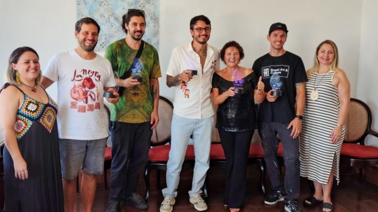 Arte que Mora Aqui Tijucas,artistas Santa Catarina projeto,cultura Tijucas SC,economia criativa SC,premiação artística Tijucas,PNAB 2025 cultura,artistas visuais Santa Catarina,portal cultural SC,rede de artistas SC,incentivo arte regional,projeto cultural Tijucas,artistas Bombinhas Itapema Camboriú,mapeamento cultural SC,desenvolvimento artístico Brasil,cultura independente Santa Catarina