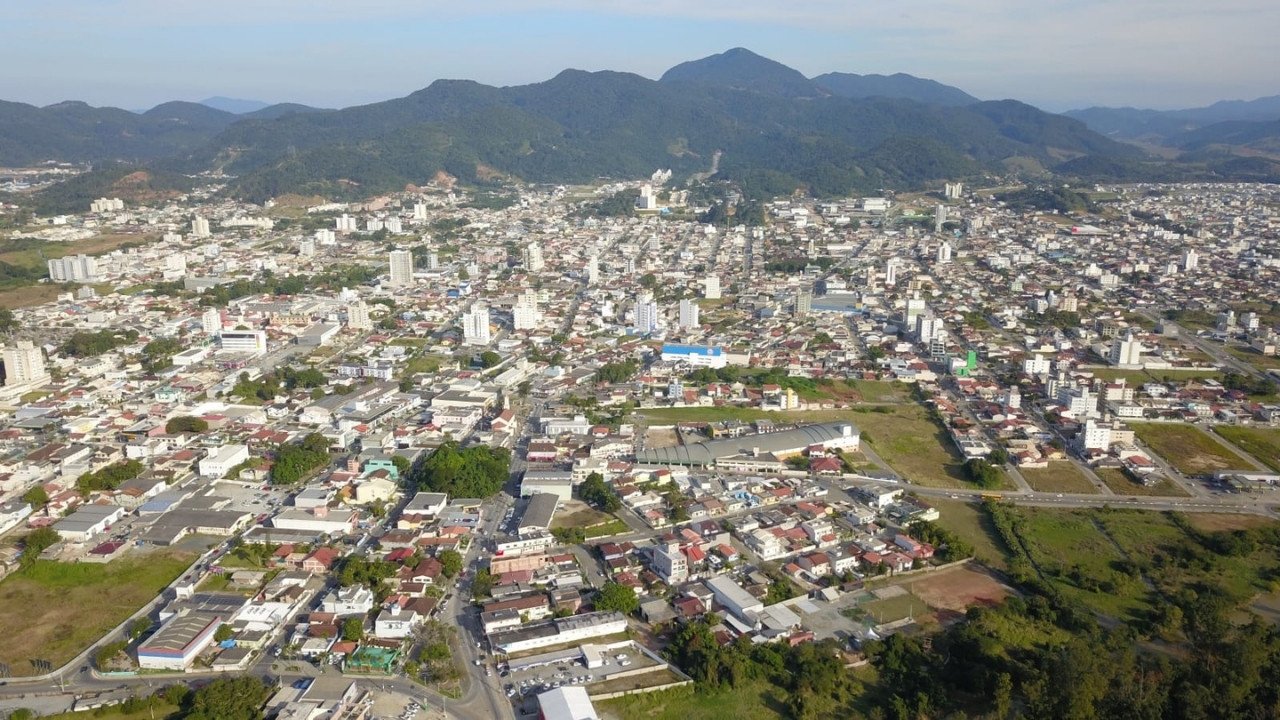 Águas de Camboriú,Camboriú saneamento,esgotamento sanitário Camboriú,ETE Camboriú,tratamento de esgoto SC,Aegea SC,saneamento básico Santa Catarina,infraestrutura urbana Camboriú,estação de tratamento de esgoto,expansão saneamento Camboriú,gestão de esgoto SC,loteamentos Camboriú saneamento,sistema de esgoto Camboriú,empresa de saneamento SC,desenvolvimento urbano Camboriú