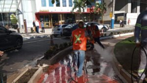 Secretaria de Obras Balneário Camboriú,manutenção urbana BC,infraestrutura Balneário Camboriú SC,drenagem urbana SC,tapa buraco Balneário Camboriú,limpeza urbana cidade BC,obras públicas semana BC,serviços urbanos Santa Catarina,acessibilidade urbana Balneário Camboriú,capina e limpeza BC,sistema viário BC melhorias,carpintaria urbana BC,Defesa Civil apoio obras,manutenção vias Balneário Camboriú,gestão urbana SC