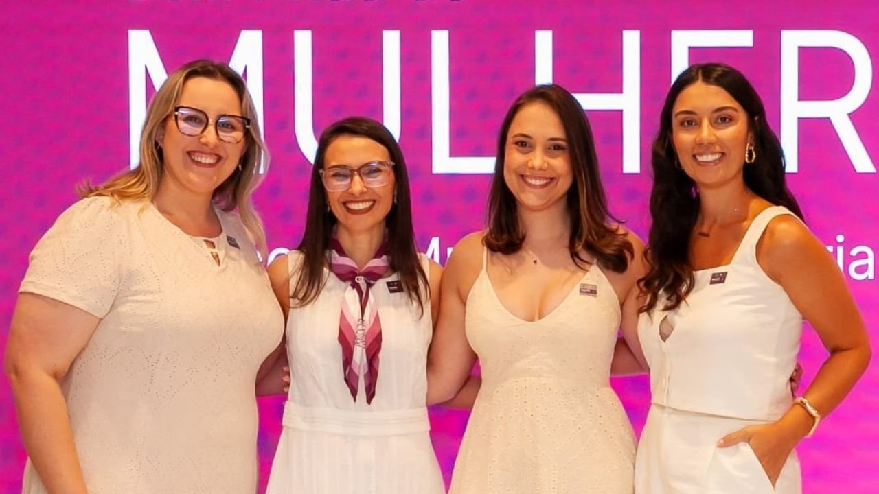 feira de empreendedoras São José SC,empreendedorismo feminino Santa Catarina,evento AEMFLO CDL São José,negócios liderados por mulheres Brasil,networking empreendedorismo feminino SC,feira gratuita São José 2026,economia local empreendedorismo mulheres,eventos Grande Florianópolis negócios,mulheres empreendedoras Santa Catarina,desenvolvimento econômico SC,feira de negócios feminino Brasil,oportunidades para empreendedoras SC,mercado empreendedor feminino Brasil,eventos empresariais São José SC,fortalecimento empreendedorismo feminino